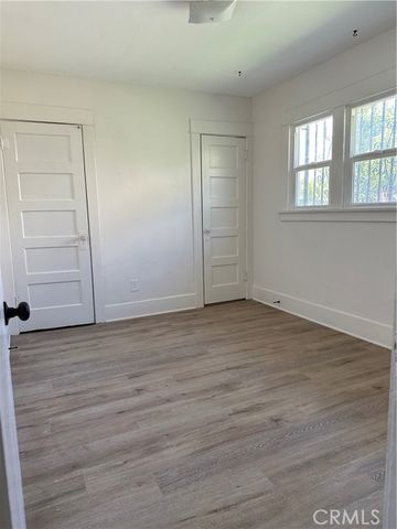 1073 Orizaba Avenue, Long Beach, CA 90804