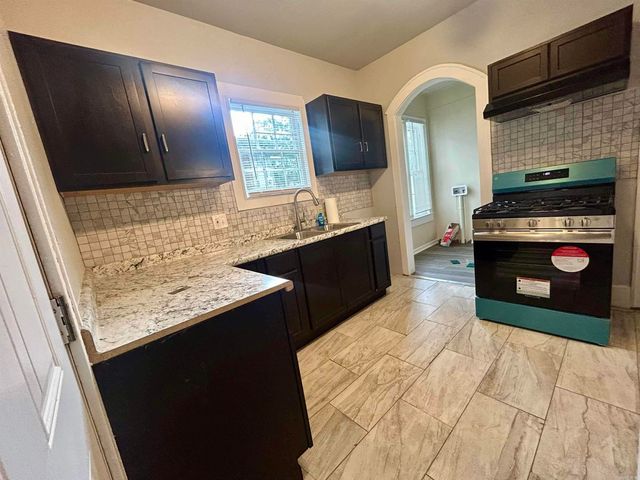 734 Maple, Camden, AR 71701