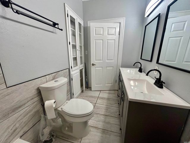 734 Maple, Camden, AR 71701