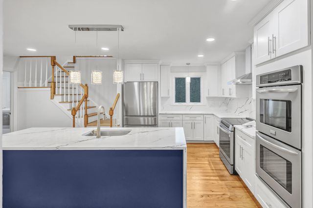 93 Putting Green Road North, Trumbull, CT 06611