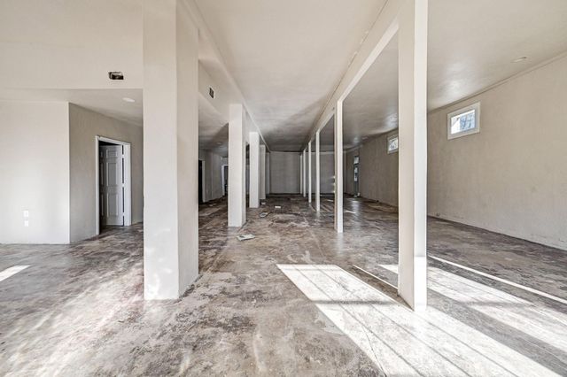 411 S Kaufman Street, Newton, TX 75966