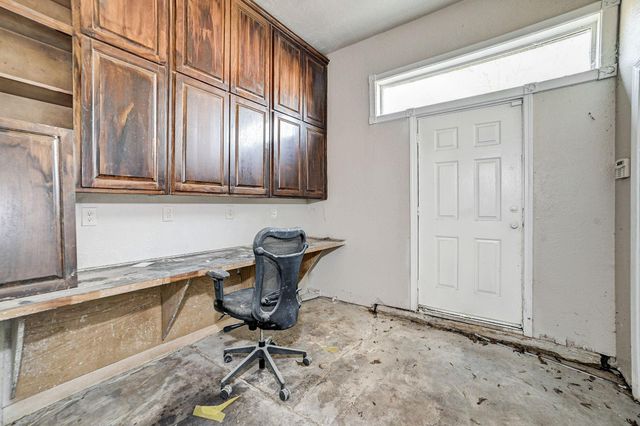 411 S Kaufman Street, Newton, TX 75966