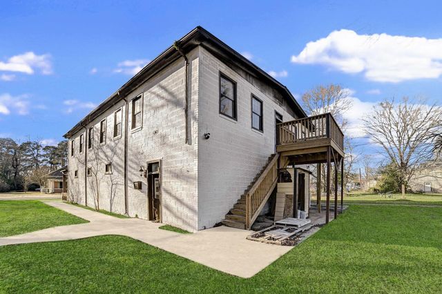 411 S Kaufman Street, Newton, TX 75966