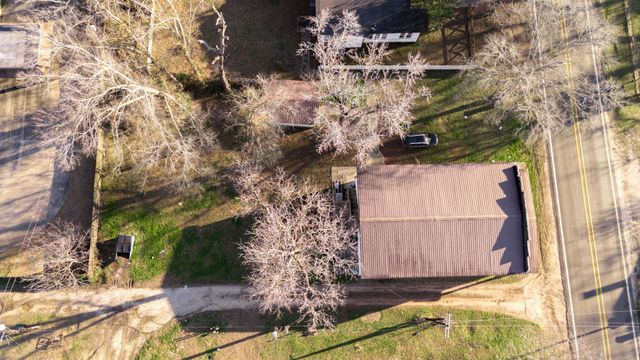 411 S Kaufman Street, Newton, TX 75966