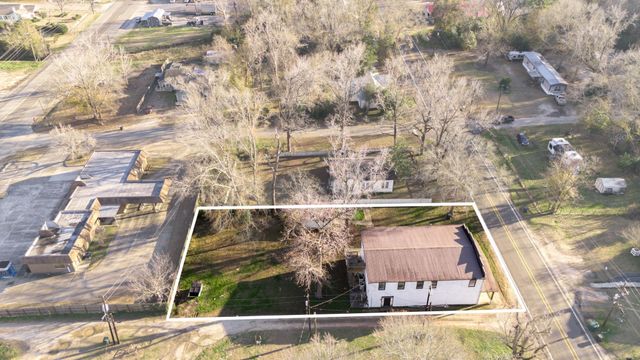 411 S Kaufman Street, Newton, TX 75966