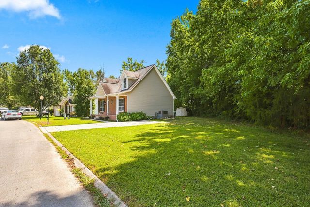 102 Westchester Dr, White House, TN 37188
