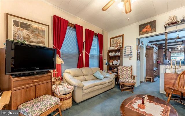 131 S WAYNE ST, Orwigsburg, PA 17961