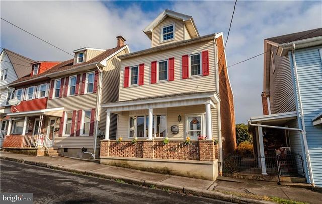 131 S WAYNE ST, Orwigsburg, PA 17961