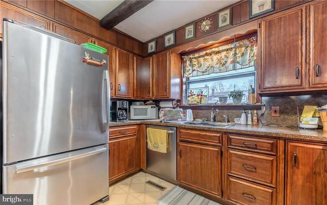 131 S WAYNE ST, Orwigsburg, PA 17961