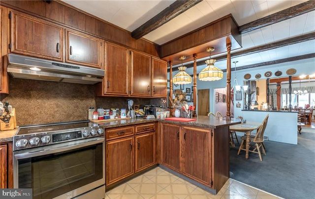 131 S WAYNE ST, Orwigsburg, PA 17961