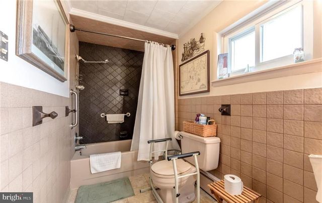 131 S WAYNE ST, Orwigsburg, PA 17961