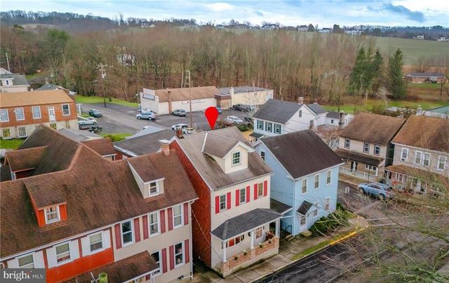 131 S WAYNE ST, Orwigsburg, PA 17961