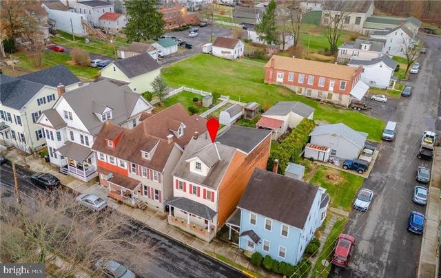 131 S WAYNE ST, Orwigsburg, PA 17961