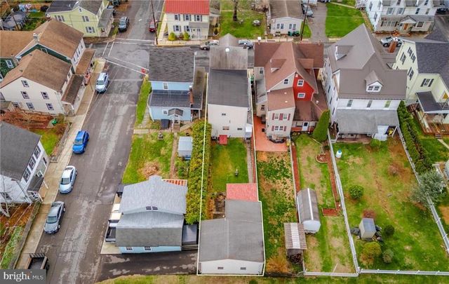 131 S WAYNE ST, Orwigsburg, PA 17961