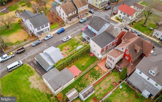 131 S WAYNE ST, Orwigsburg, PA 17961