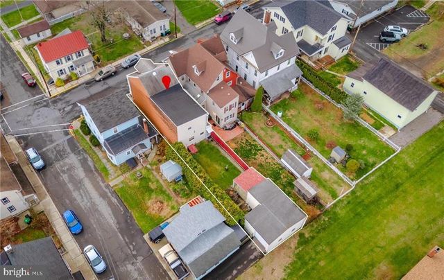 131 S WAYNE ST, Orwigsburg, PA 17961