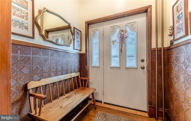 131 S WAYNE ST, Orwigsburg, PA 17961