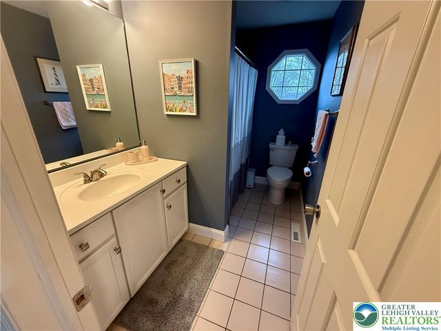 1022 COVERED BRIDGE CROSSING, Upper Macungie Twp, PA 18104