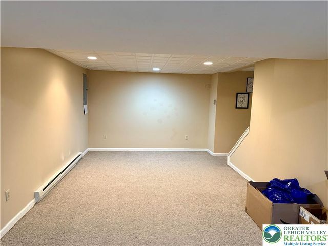 1022 COVERED BRIDGE CROSSING, Upper Macungie Twp, PA 18104