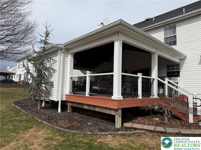 1022 COVERED BRIDGE CROSSING, Upper Macungie Twp, PA 18104