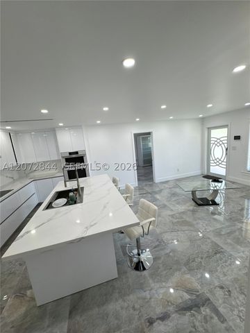 5500 NW 178th Ter, Miami Gardens, FL 33055