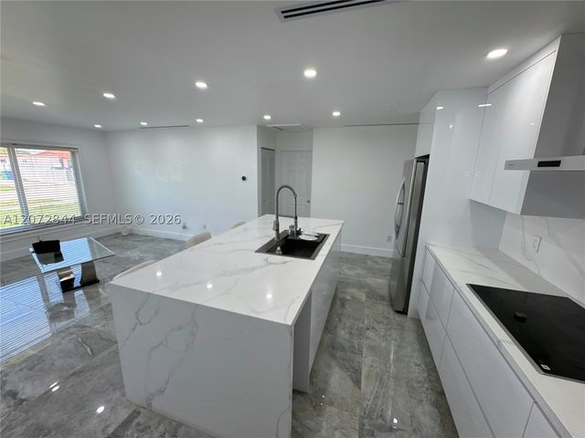 5500 NW 178th Ter, Miami Gardens, FL 33055