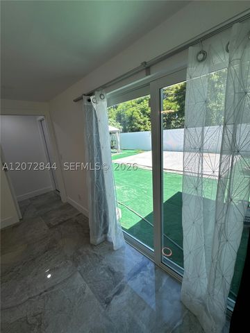 5500 NW 178th Ter, Miami Gardens, FL 33055
