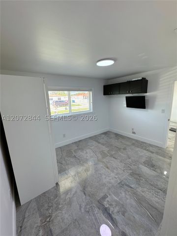 5500 NW 178th Ter, Miami Gardens, FL 33055