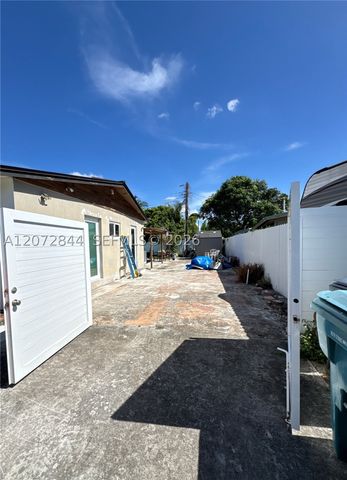 5500 NW 178th Ter, Miami Gardens, FL 33055