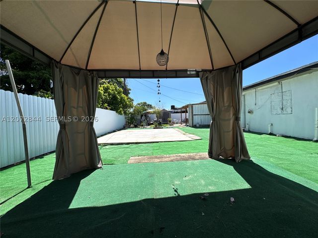 5500 NW 178th Ter, Miami Gardens, FL 33055