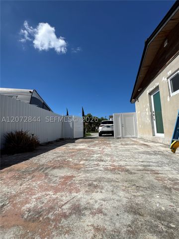 5500 NW 178th Ter, Miami Gardens, FL 33055