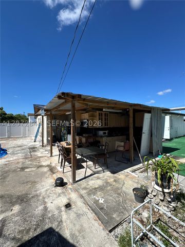 5500 NW 178th Ter, Miami Gardens, FL 33055