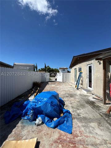 5500 NW 178th Ter, Miami Gardens, FL 33055