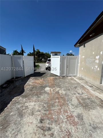 5500 NW 178th Ter, Miami Gardens, FL 33055