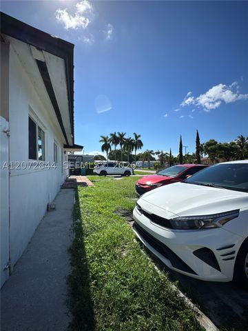 5500 NW 178th Ter, Miami Gardens, FL 33055