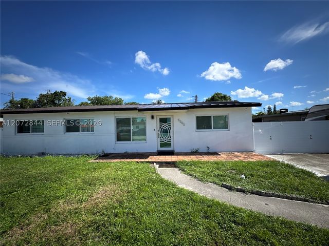 5500 NW 178th Ter, Miami Gardens, FL 33055