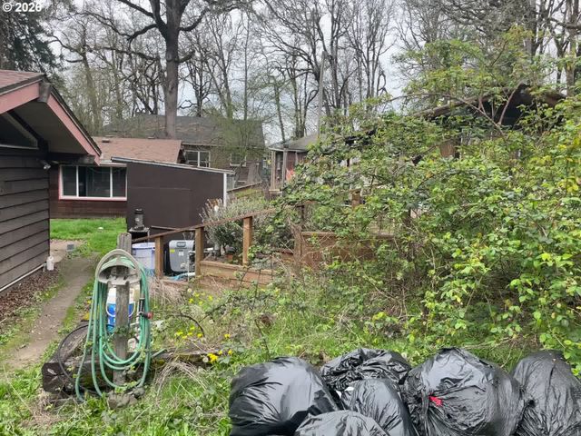 16222 Se OATFIELD Rd, Milwaukie, OR 97267