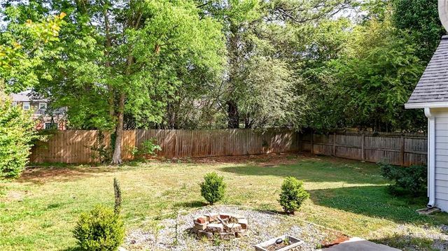 39 Thoroughbred Lane, Cartersville, GA 30120