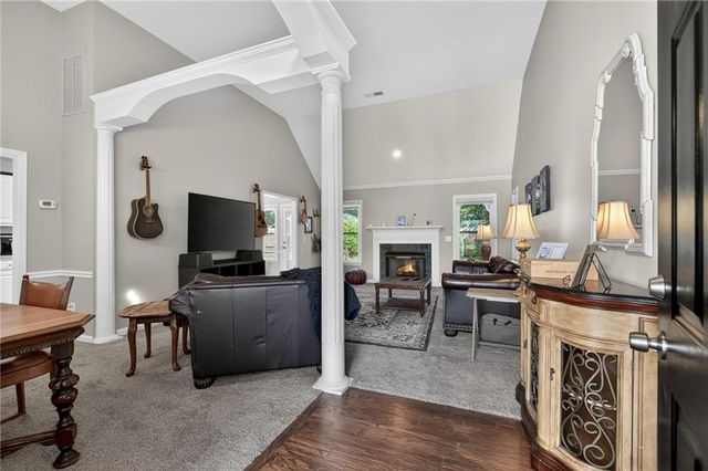 39 Thoroughbred Lane, Cartersville, GA 30120