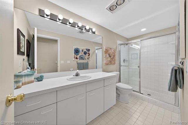6390 Country Shire Lane, West Bloomfield, MI 48323