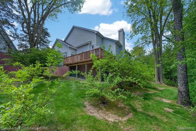 6390 Country Shire Lane, West Bloomfield, MI 48323