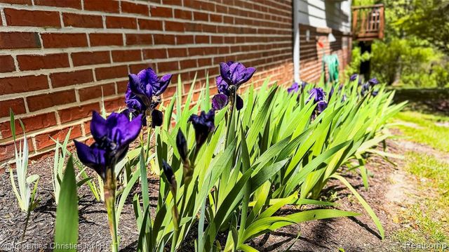 6390 Country Shire Lane, West Bloomfield, MI 48323