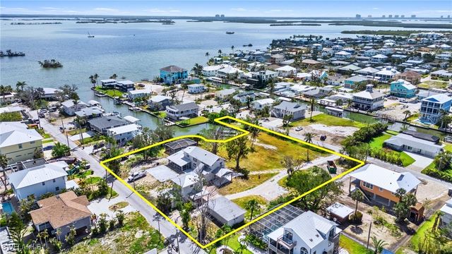 191 Bahia VIA, Fort Myers Beach, FL 33931
