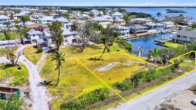 191 Bahia VIA, Fort Myers Beach, FL 33931