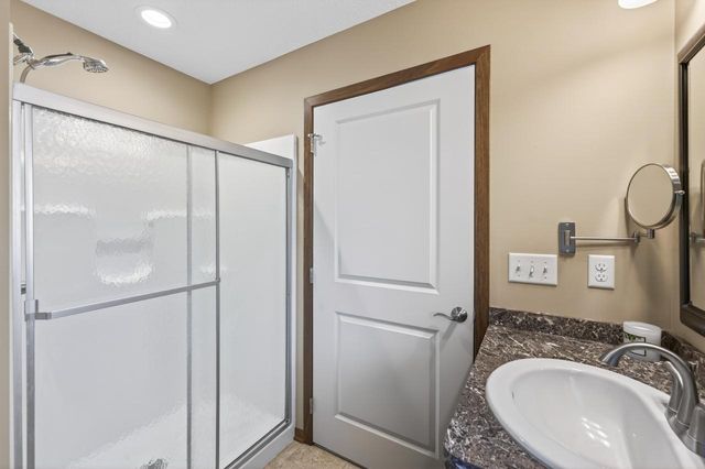 9155 Wild Plum Drive, Chisago City, MN 55013