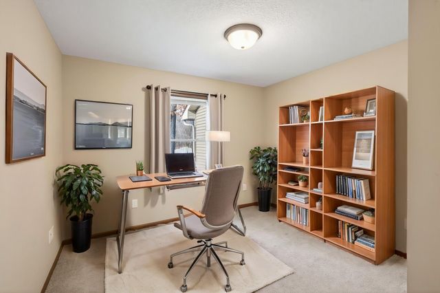 9155 Wild Plum Drive, Chisago City, MN 55013