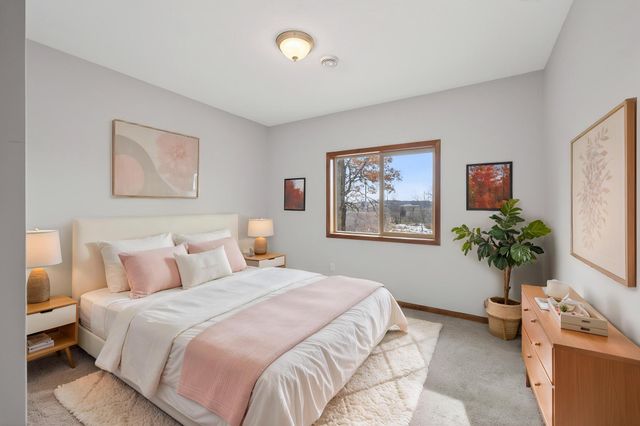 9155 Wild Plum Drive, Chisago City, MN 55013