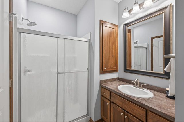 9155 Wild Plum Drive, Chisago City, MN 55013