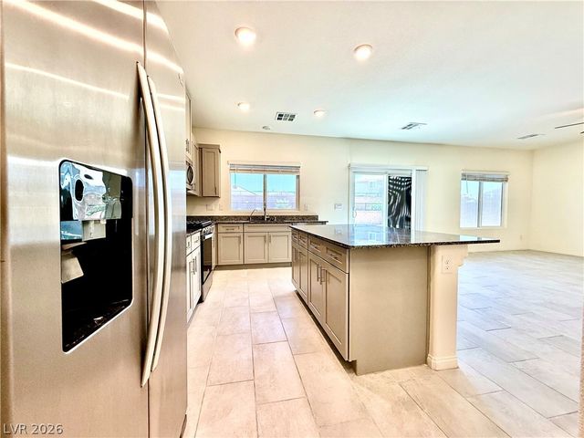 1841 James Creek Drive, North Las Vegas, NV 89084