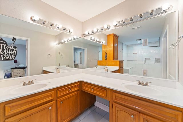 201 Midway Drive, Baytown, TX 77521